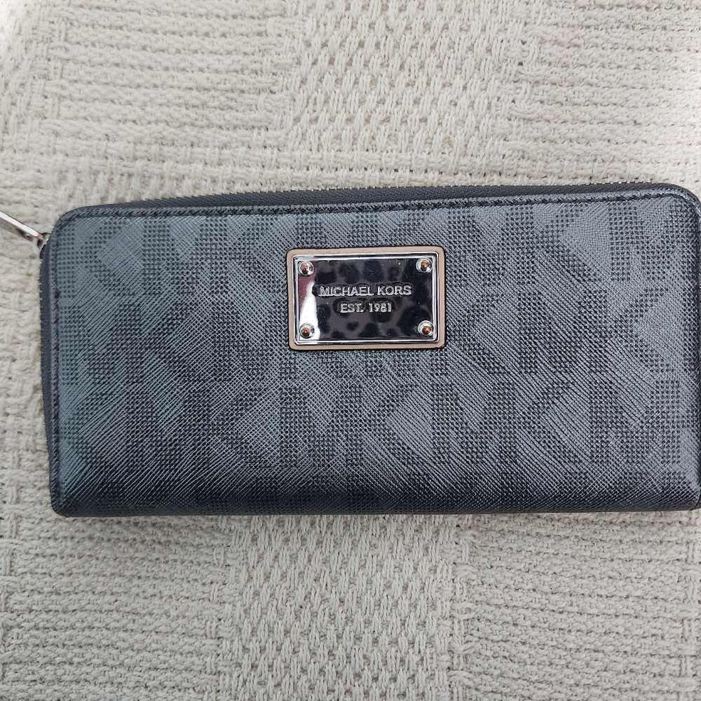 Michael Kors Charcoal Logo Wallet